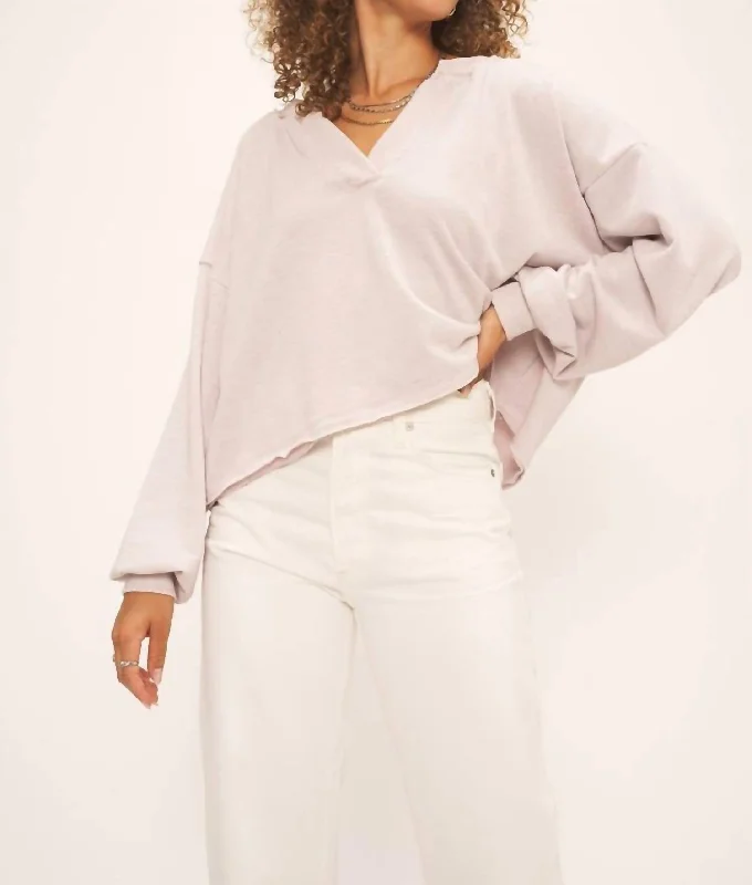 Charlie Notch Neck Sweatshirt In Lilac Stone