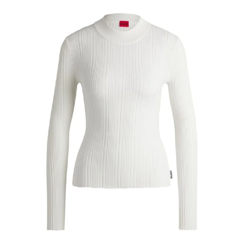 Slim-fit sweater with irregular ribbed structure