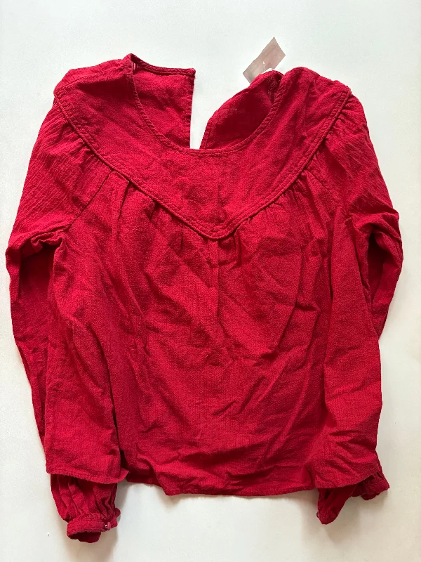 Top Long Sleeve By Universal Thread In Red, Size: M